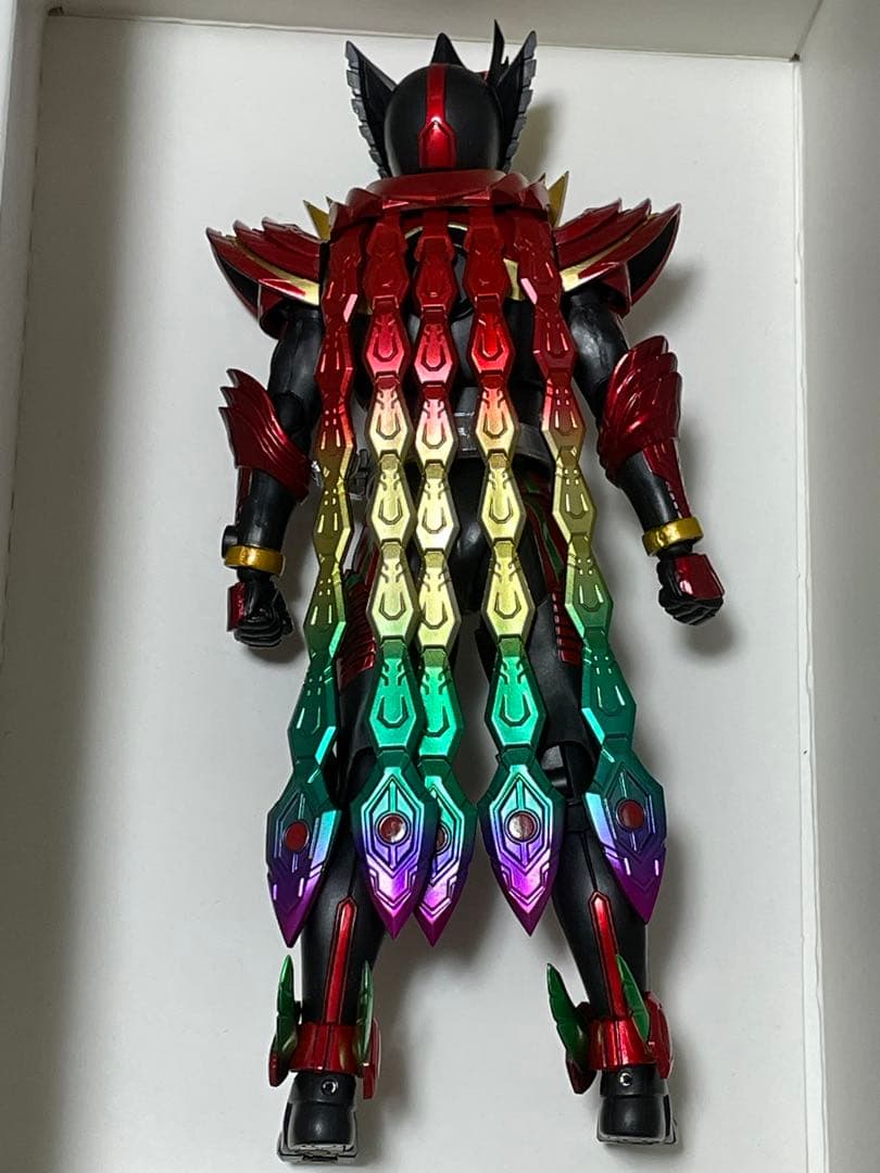 S.H.Figuarts 真骨彫　仮面ライダーオーズ タジャドルコンボエタニティ