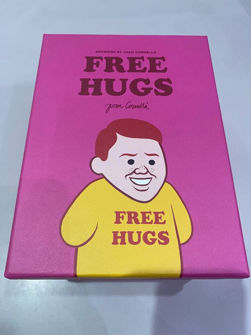 ホアン・コルネラ Joan Cornella フィギュア FREE HUGS Joan Cornellà - “Free Hugs” Vinyl Figure – DDTStore