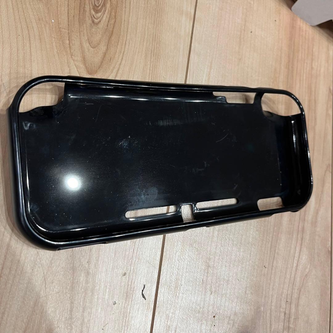 《匿名発送》Nintendo Switch light本体 ピカチュウカバー付