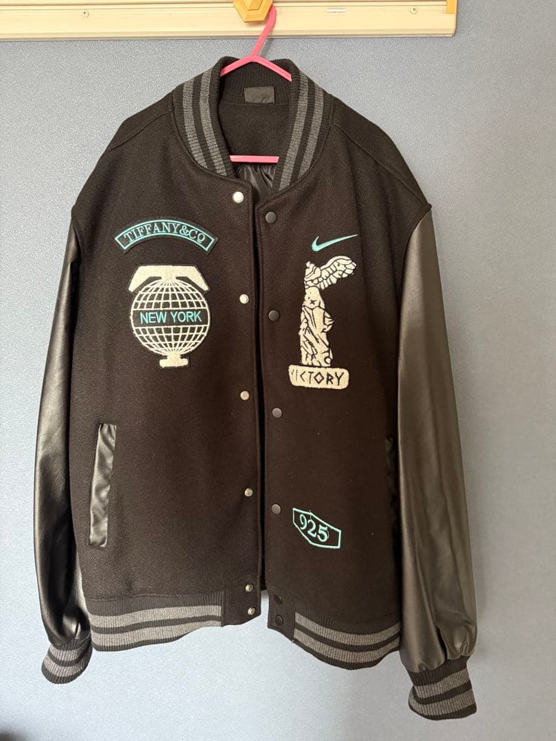 NIKE Tiffany & Co. スタジャン 激レア！限定品 NIKE × TIFFANY コラボ スタジャン (Nike/スタジャン