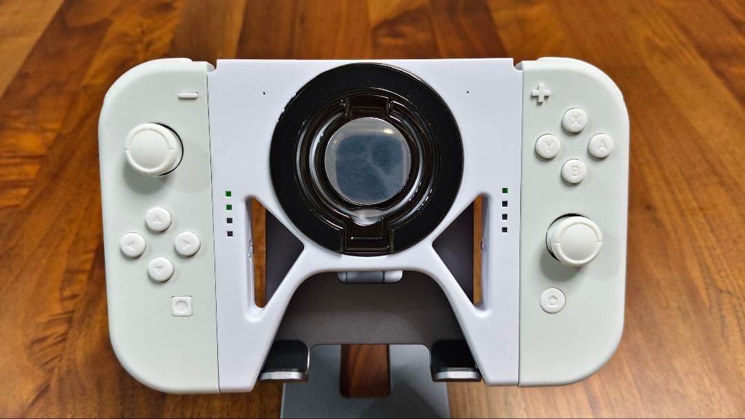 6月中】Joy-Con MagSafeアタッチメントコントローラー 白