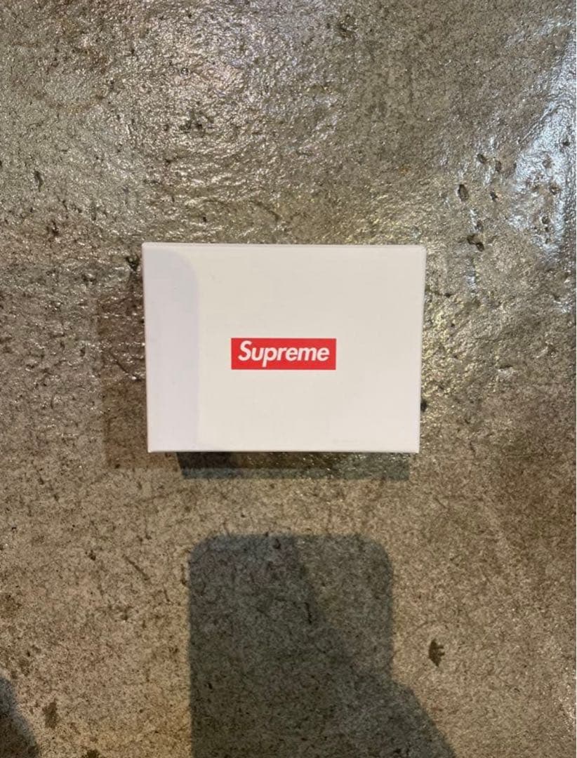 デジタルカメラ Supreme Digital Camera Keychain \"White\"