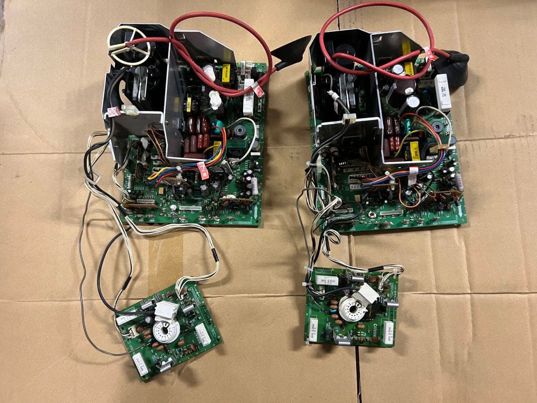 ナナオMS８ー２９　ジャンクCRT基板２枚 ナナオ CRT基板 MS8-29 ナナオ MS8-29・MS9-29 ジャンクCRT基板