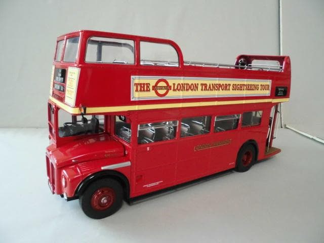 二階建てロンドンバス、ルートマスター1/24サンスター製ミニカー