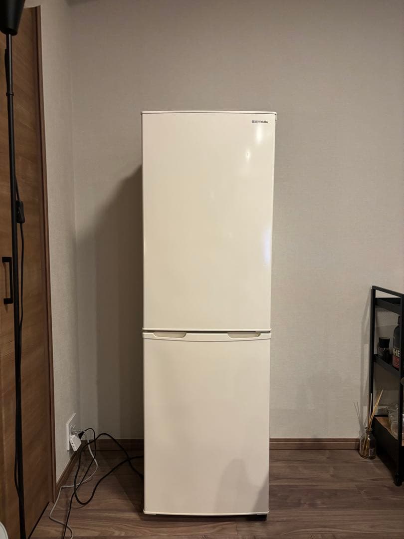 送料込み！【美品】アイリスオーヤマ｜2ドア冷蔵庫162L IRIS OHYAMA（アイリスオーヤマ） 冷蔵庫 一人暮らし スリム 2ドア