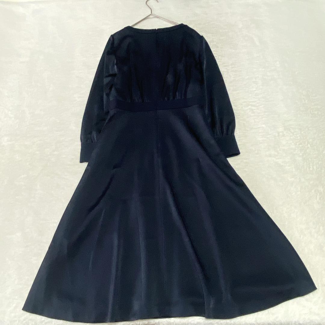 DE0077【アナイ】ワンピース【36】ミディ丈 フレア 長袖 濃紺 光沢感