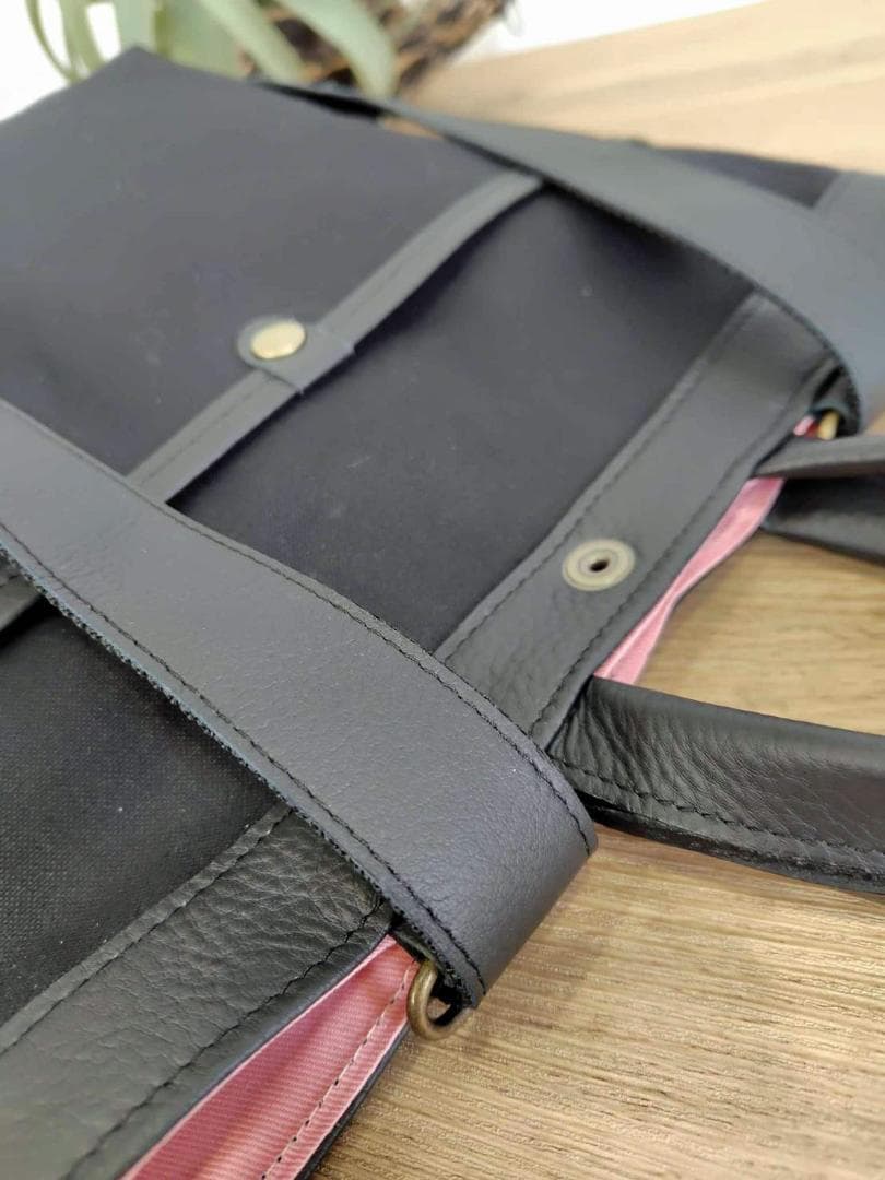 やま様】/2025tambourineタンバリンネイビー×白/牛革A4トー