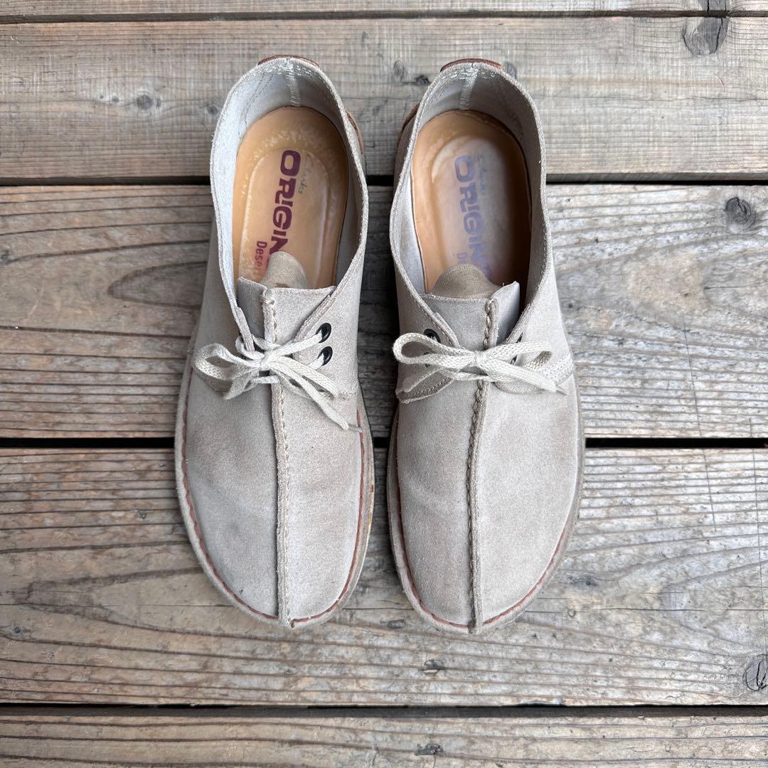 レア踵カラー クラークスデザートトレック US9 - メルカリ