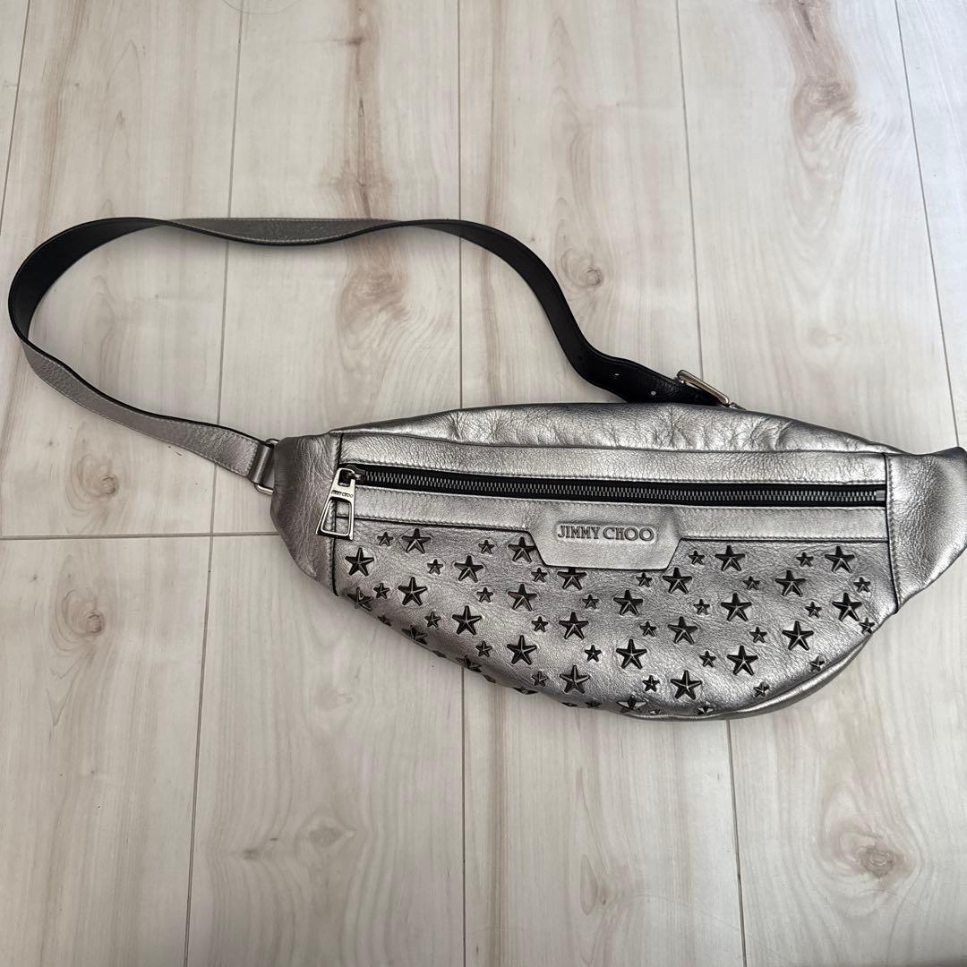 極美品 ジミーチュウ デリー スタースタッズ レザー ボディバッグ