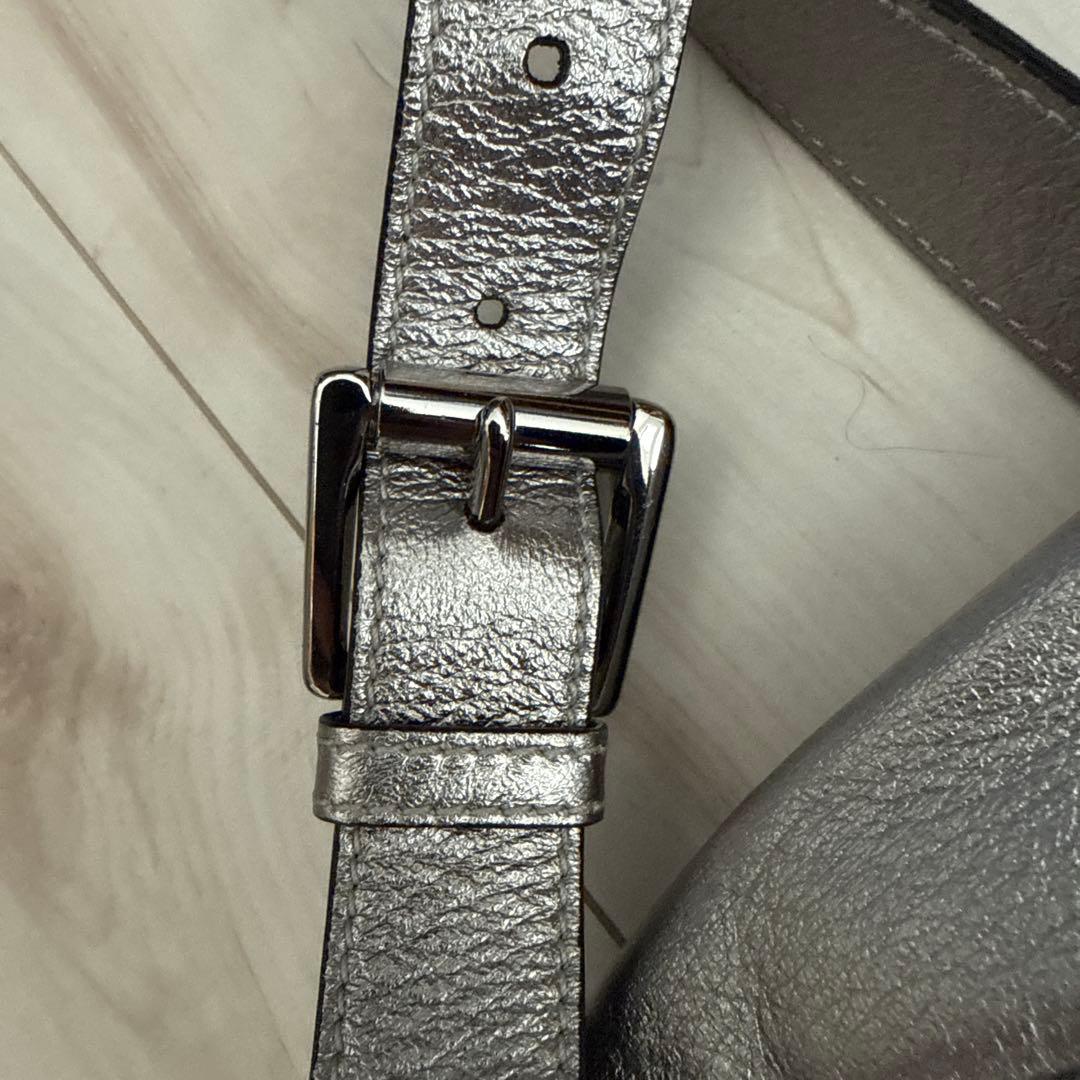 極美品 ジミーチュウ デリー スタースタッズ レザー ボディバッグ