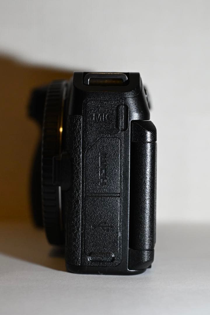 Nikon Z30 ボディ】シャッター約12,000回 ウィンドジャマー付き - メルカリ