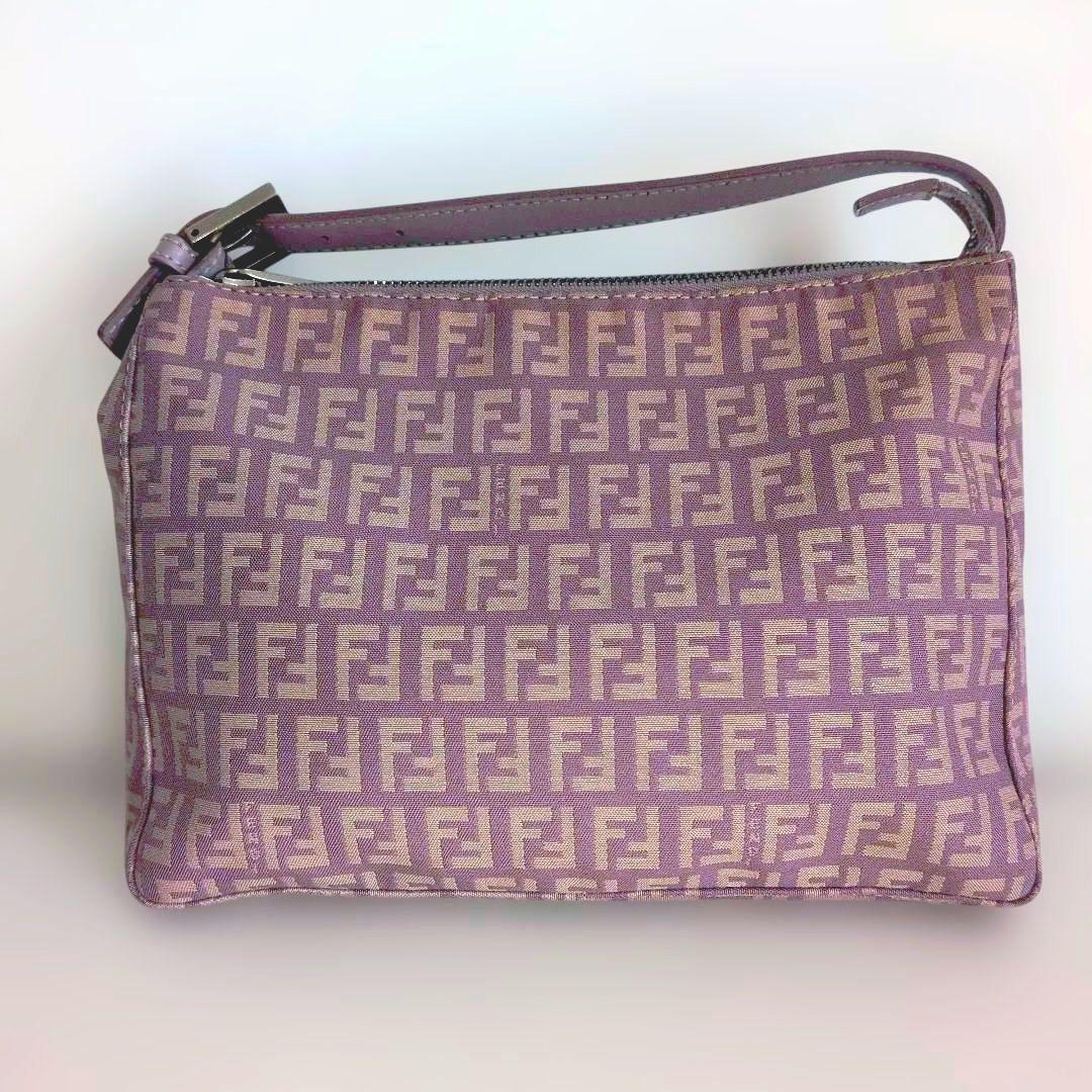 Fendi ズッキーノ ミニハンドバッグ ラベンダー8N0005フェンディ Fendi ズッキーノ ミニハンドバッグ ラベンダー8N0005フェンディ