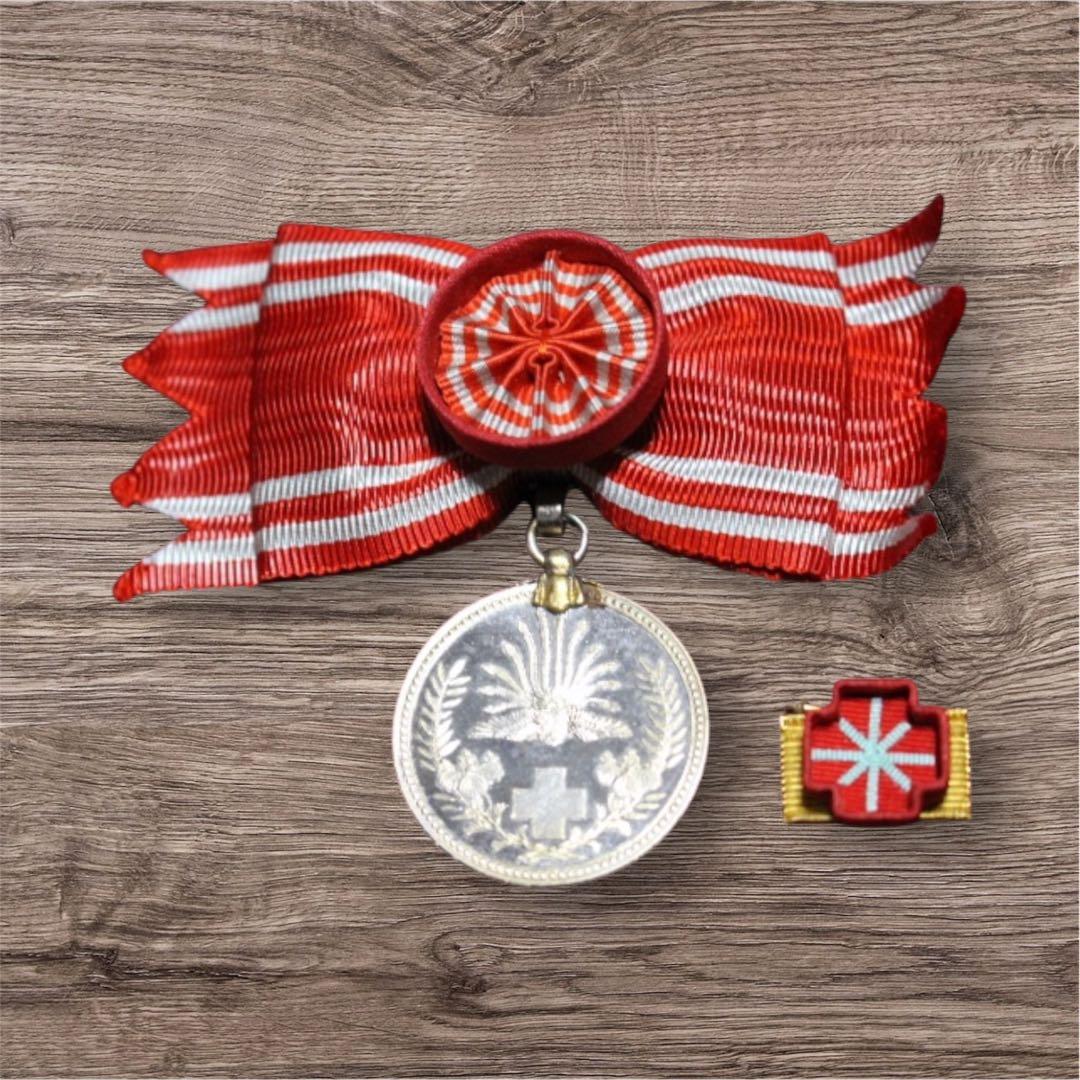 日本赤十字社 特別社員章 明治21年 桐箱あり - メルカリ