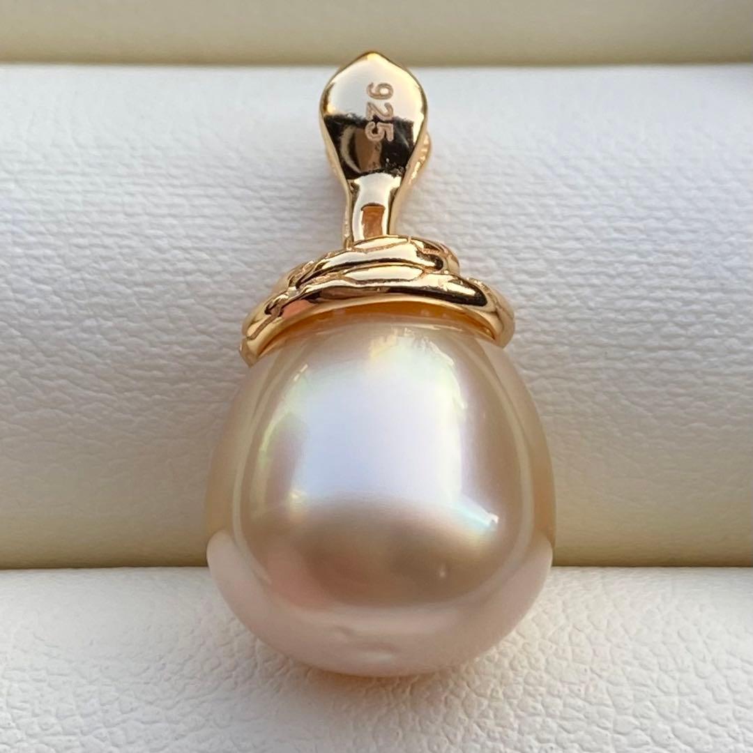 本真珠 南洋白蝶真珠ネックレストップ 13.5*12mmゴールドPT920 - メルカリ