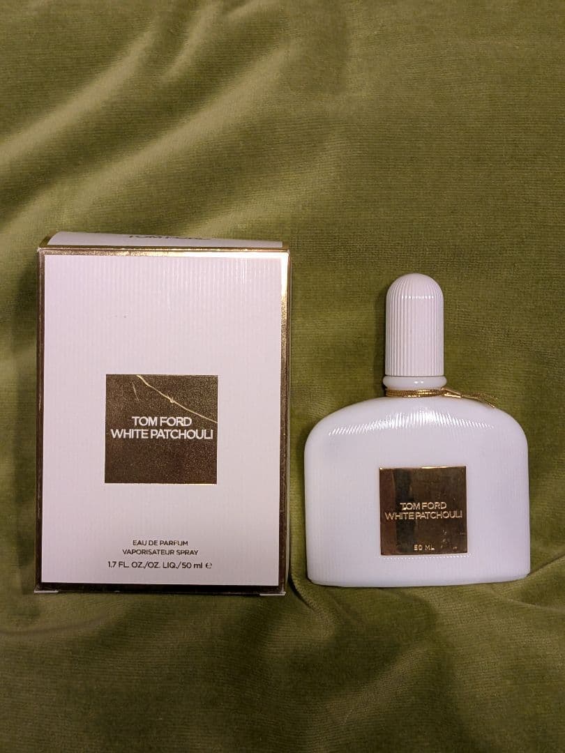TOM FORD WHITE PATCHOULI オーデパルファム 50ml ホワイトパチョリオーデパルファムスプレー(トムフォードビューティ)の