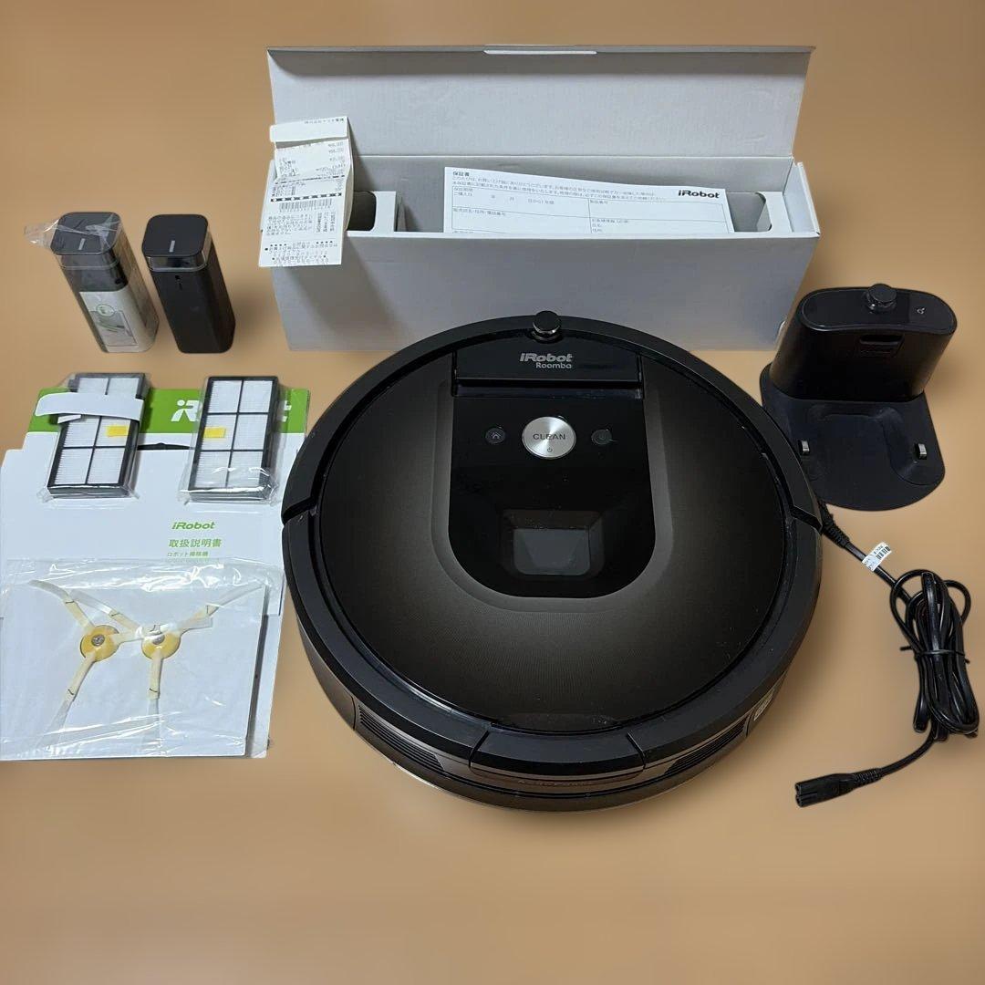 iRobot Roomba 980 ルンバ　ロボット掃除機本体 付属品付き　美品 iRobot アイロボット ルンバ 980 ロボット掃除機 R980060 (国内正規品