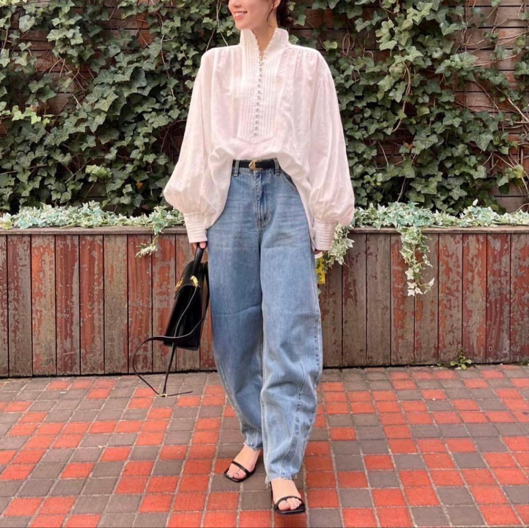 新品タグ付✨神崎恵 タックボリュームブラウス CADUNE カデュネ 36