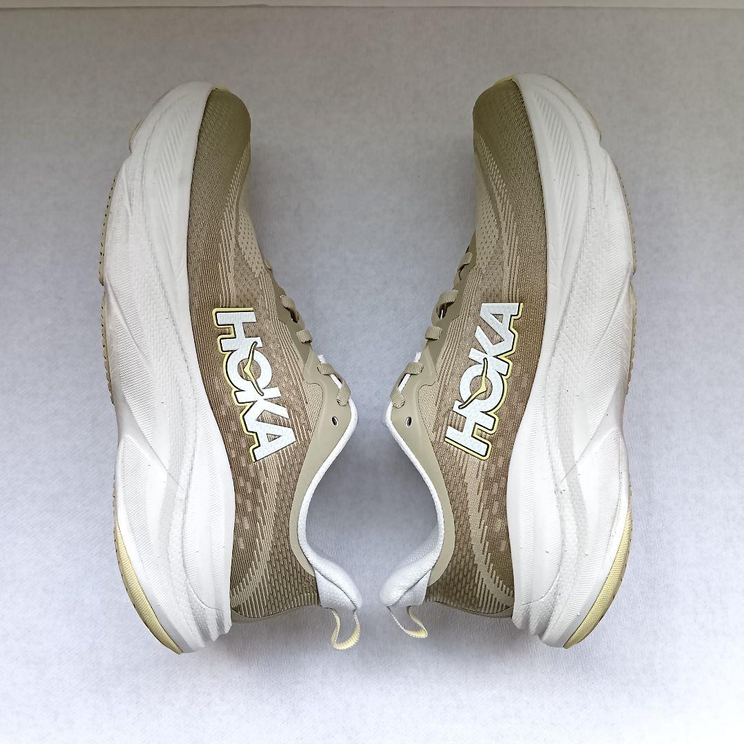 スカイフロー　HOKA　27.5cm　D幅　メンズ　ランニングシューズ