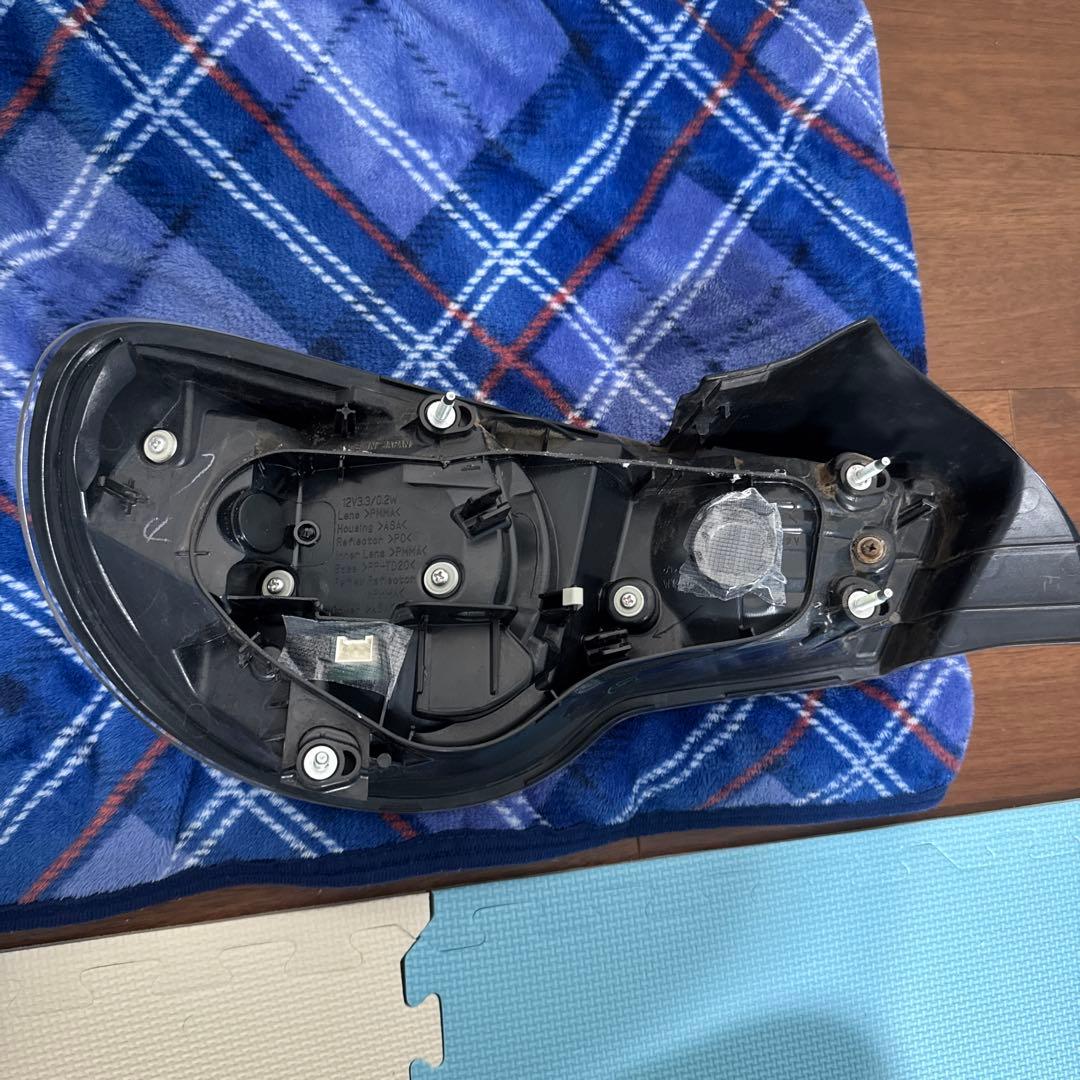 86 BRZ テールランプ 前期 ジャンク - メルカリ