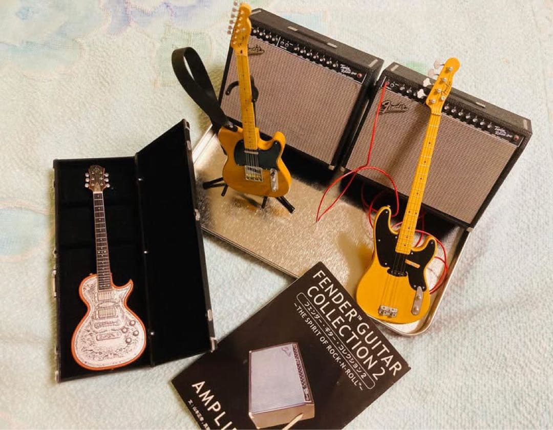 ミニチュアギター&アンプセット ZYTOYS】ZY3027 ABCD 1/6 Electric Guitar エレキギター＆アンプ