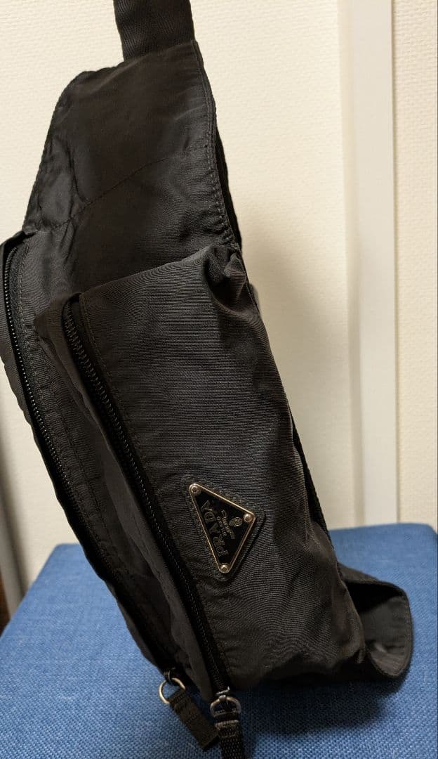 PRADA 　プラダ 　ウエストポーチ　ボディバック　ビンテージ プラダ PRADA ボディバッグ・ウエストポーチ ReNylon+SAFFIANO ベルト