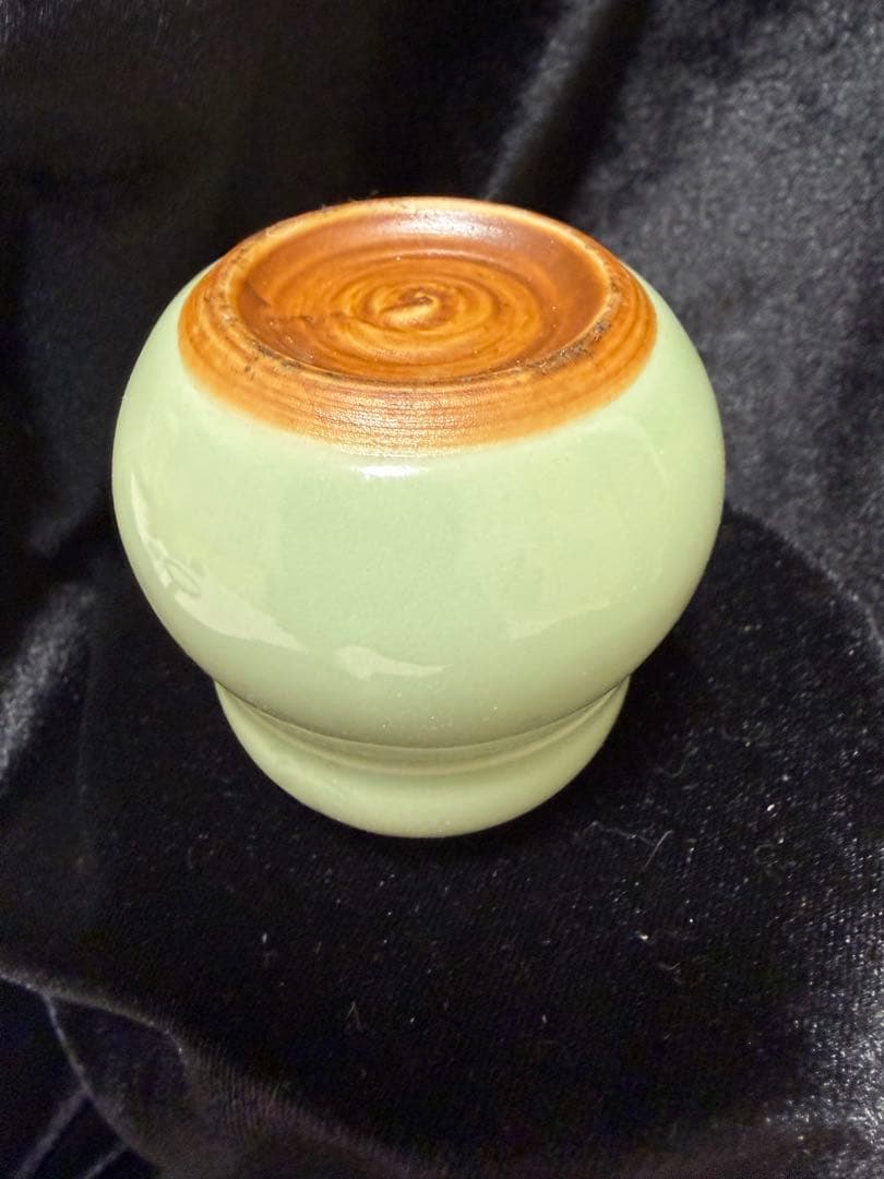 骨董品 李朝陶器アンティーク径2.5cm×高さ5cm整理品現状