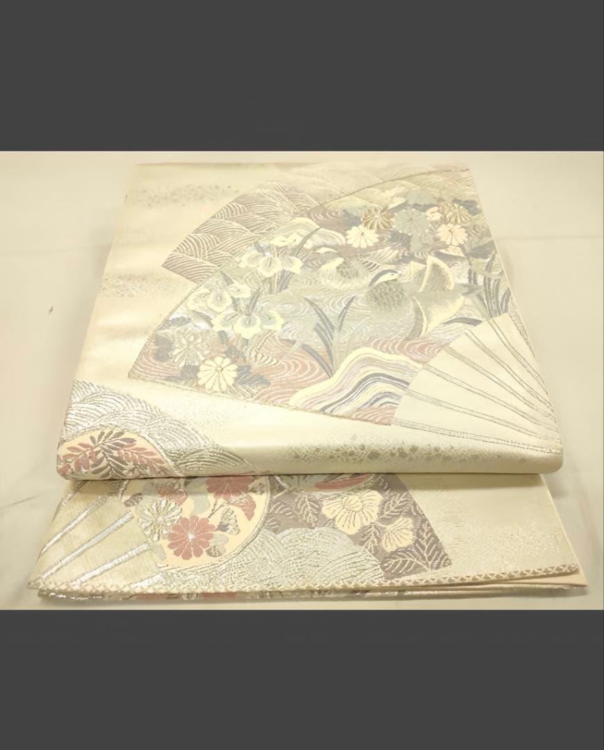 六通柄袋帯 唐織 扇面鴛鴦花文 銀糸 正絹 逸品 - メルカリ