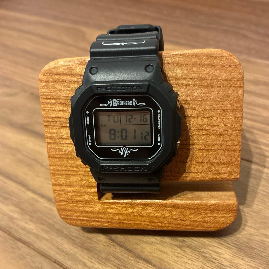 【美品】MR. BROTHERS CUT CLUB × G-SHOCK Barbershop Mr. Brothers Cut Club releases its first G-Shock