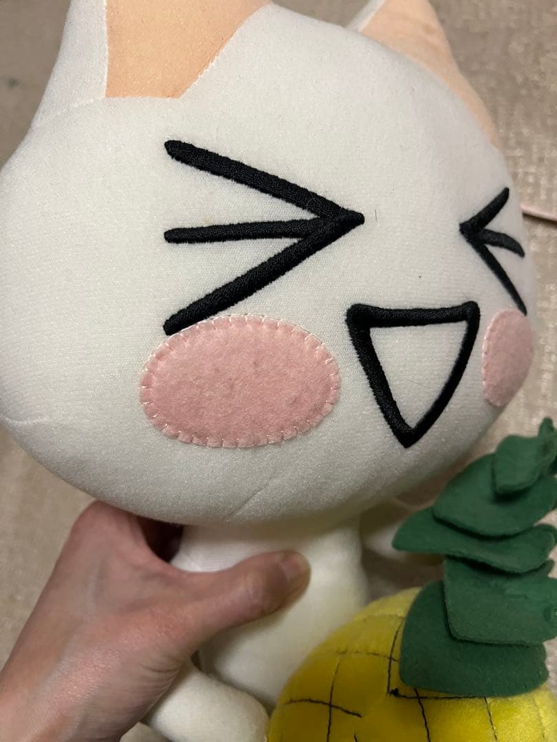 値下げ☆ どこでもいっしょ 超でっかいぬいぐるみ パイナップル - メルカリ