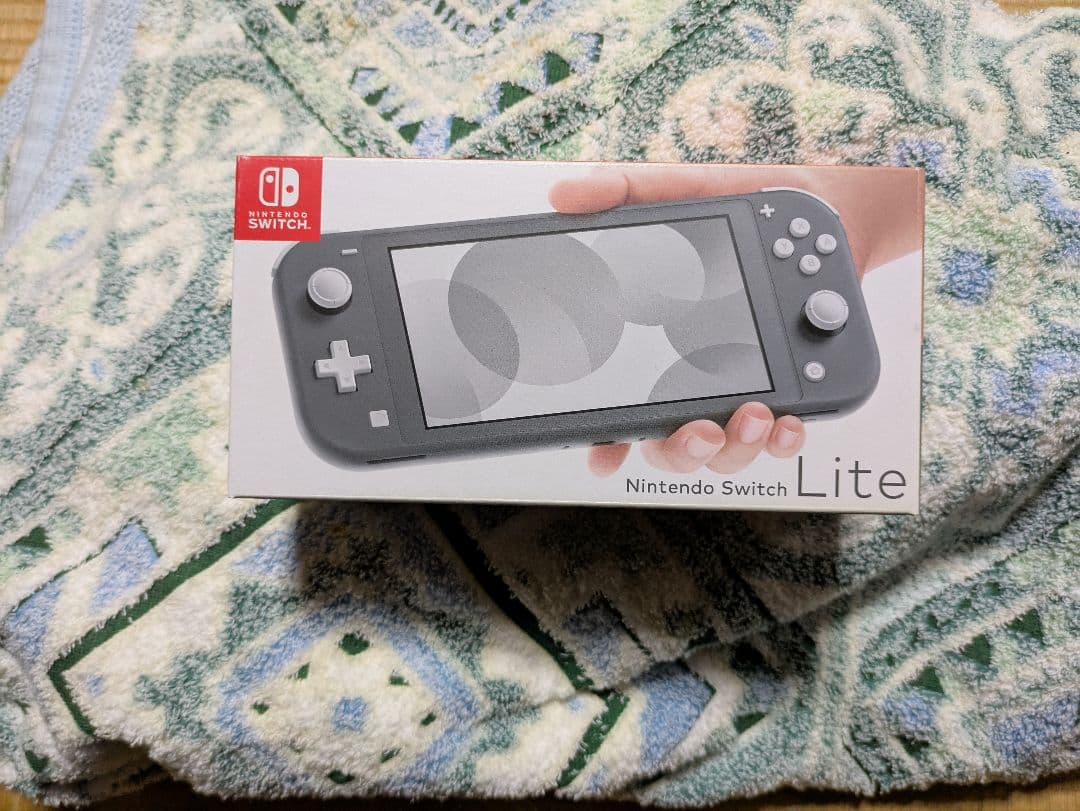 Nintendo Switch Lite グレー　SDカード128GB付き Amazon.com: Nintendo Switch Lite - Gray : Electronics