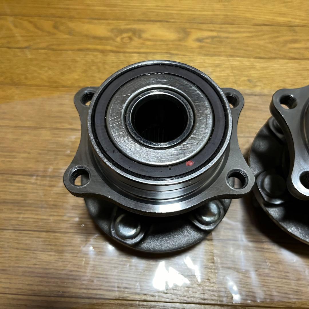 【美品】純正同等リアハブ