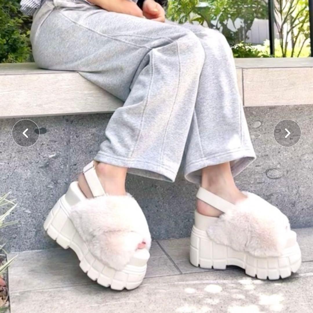 R&E クロスファーバックベルト厚底サンダル　全国完売 R&E クロスファーバックベルト厚底サンダル｜R&E REZOY OFFICIAL STORE