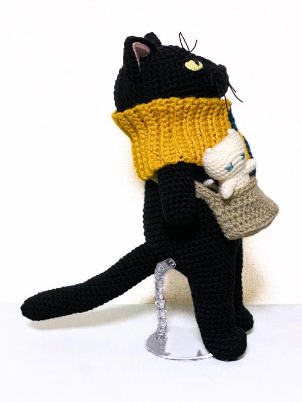 eri35様お取置き】いっしょにおでかけ♪黒猫さんのあみぐるみ - メルカリ