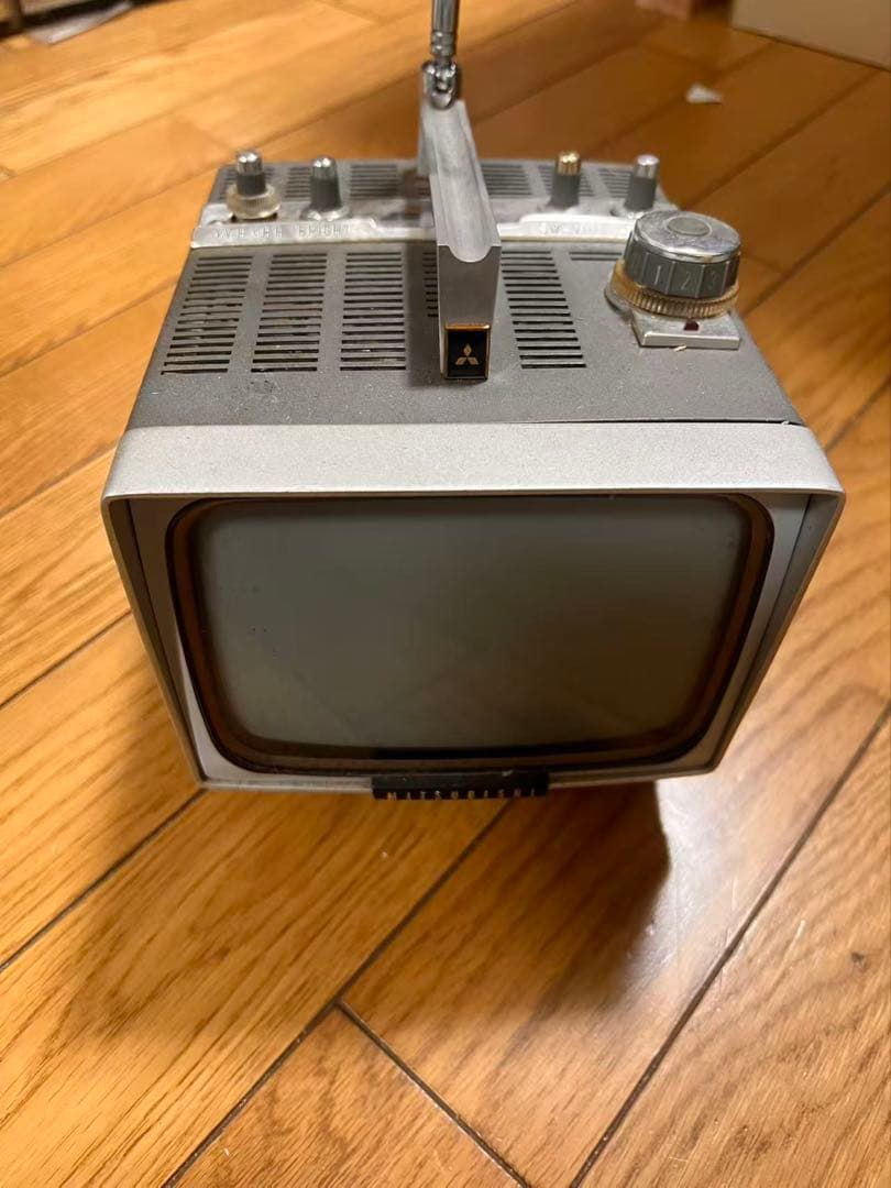 三菱 昭和レトロテレビ ジャンク品 動作未確認 インテリア向け」. Ln246 三菱 昭和レトロテレビ ジャンク品 動作未確認 インテリア向け」. Ln246