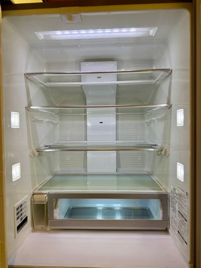 SALE中】 Panasonic 500L 観音開き冷蔵庫、ナノイー木目調 - メルカリ