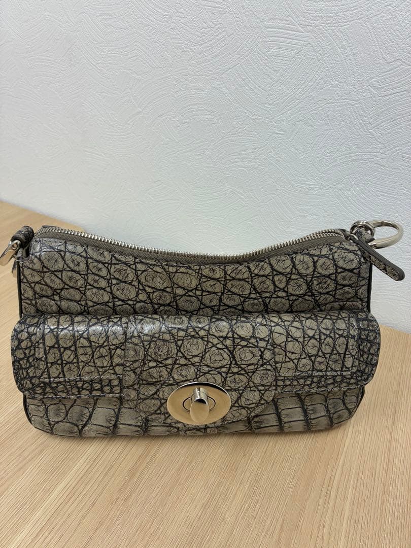 blueberry 様 ２点おまとめクロコダイル　ハンドバッグ maxresdefault.jpg