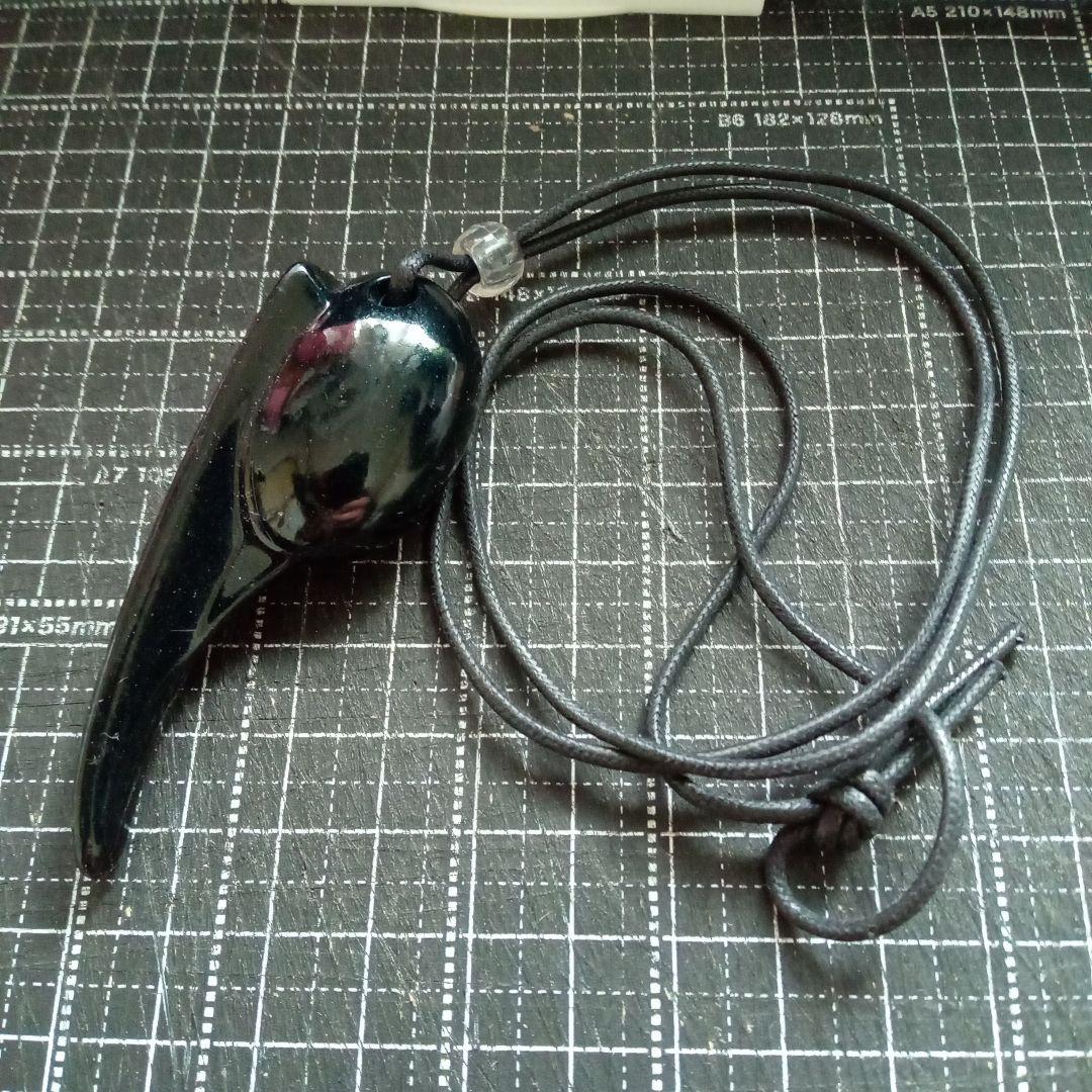 懐かしの平成特撮・「ガメラ3邪神覚醒」イリスの勾玉＆イリス缶バッジ