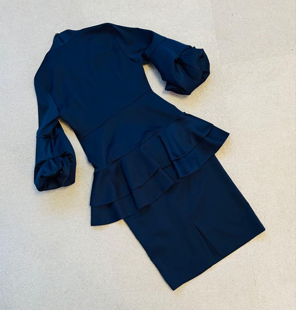 ◇未使用美品◇レジィーナロマンティコ ネイビーパフスリーブ