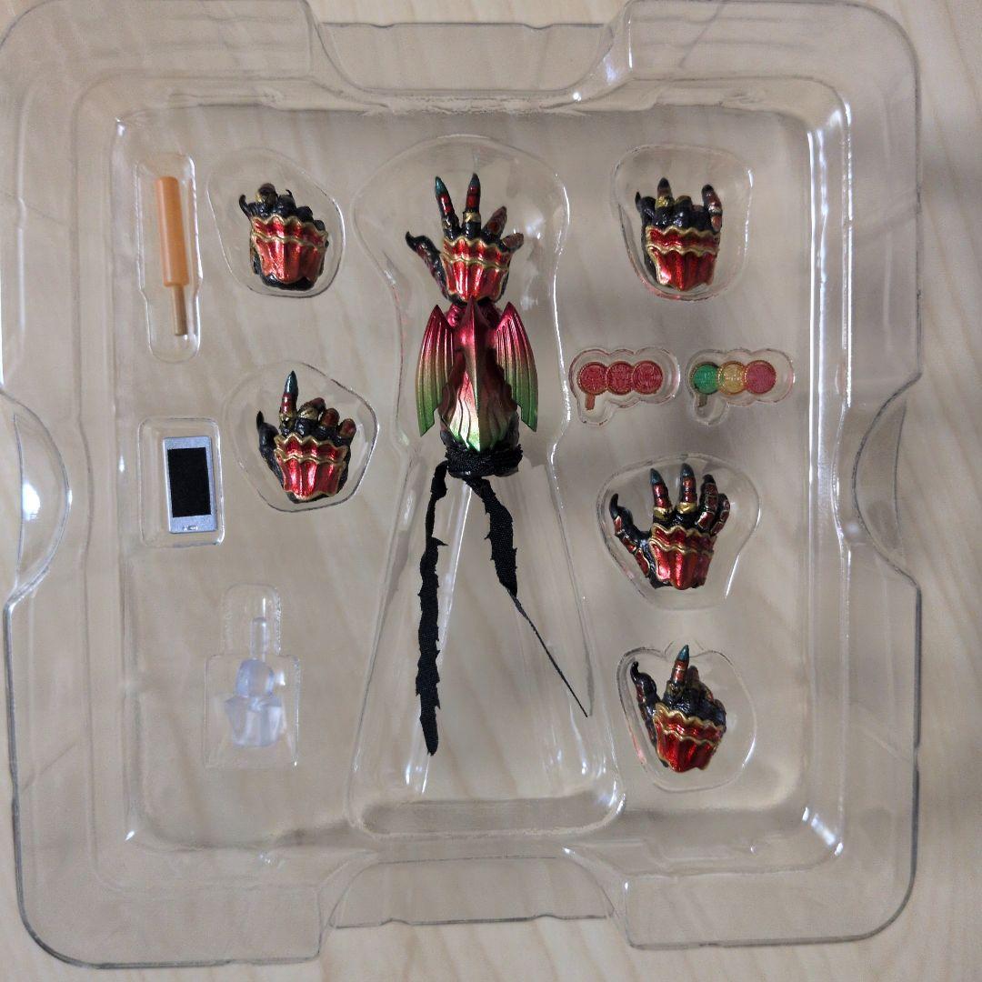 S.H.Figuarts(真骨彫製法)仮面ライダーオーズ タトバコンボ アンク