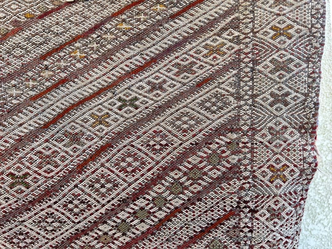 モロッコ　ラグ　ヴィンテージ　パープル モロッコ ラグ Vintage】モロッコ・ヴィンテージラグ L-4