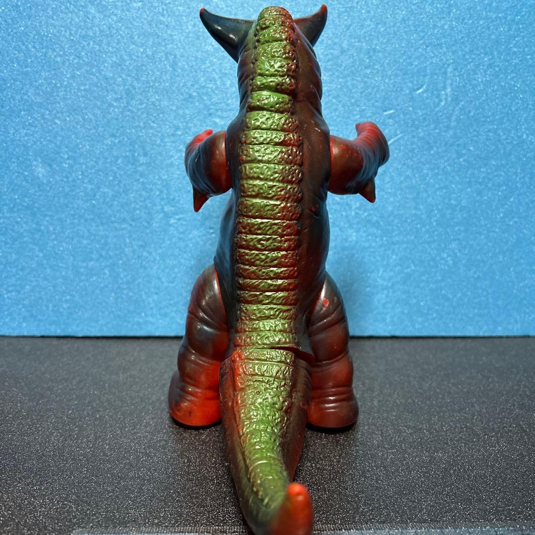 ブルマァク ゴモラビンテージソフビ