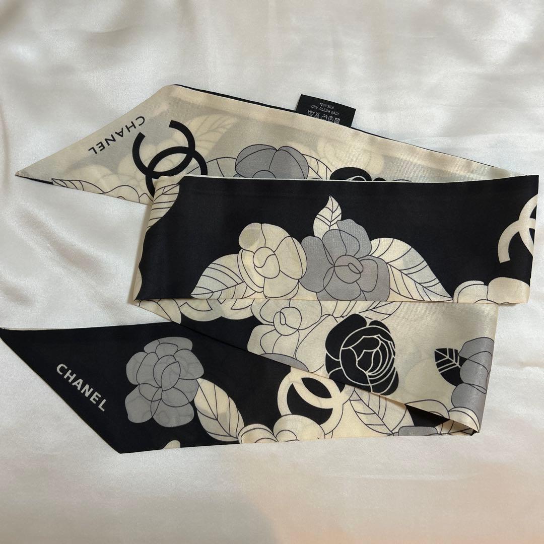 CHANELモチーフ リボンスカーフ 細スカーフ アイボリー ブラック