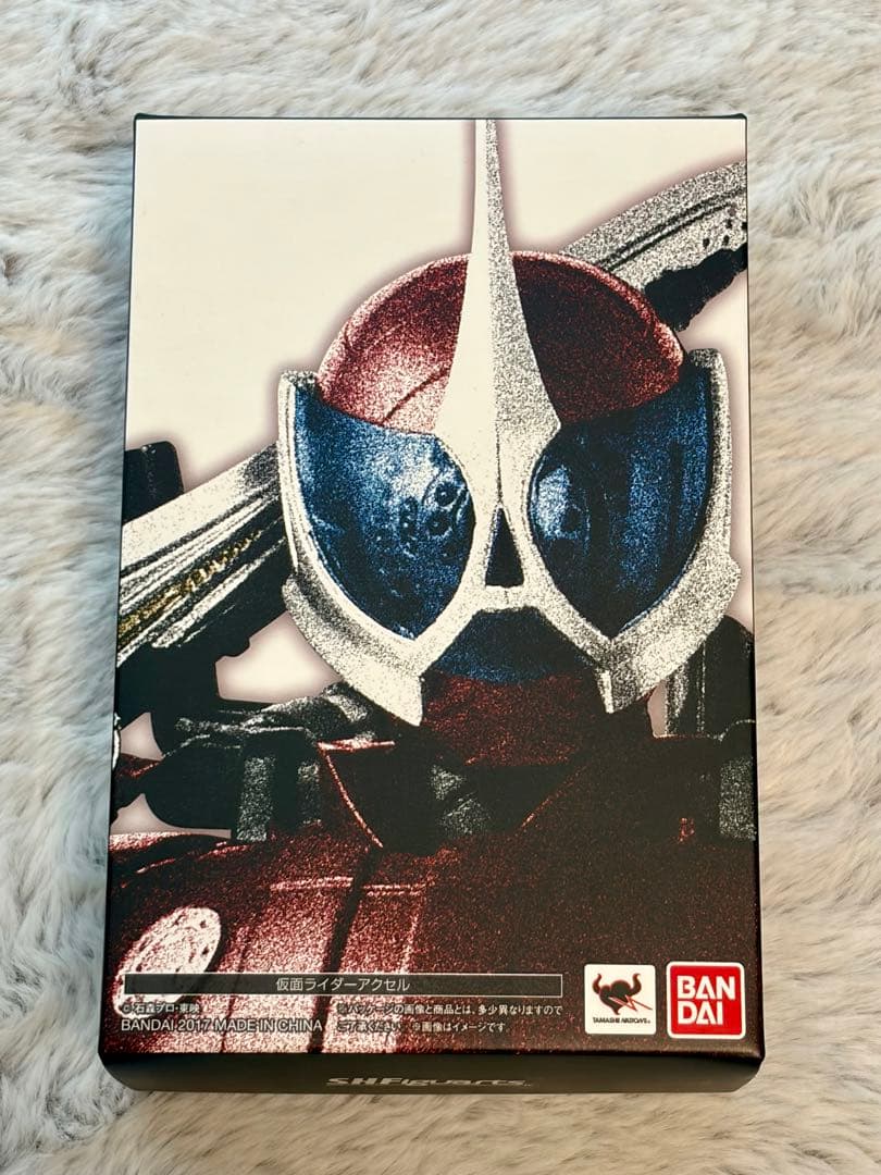 S.H.Figuarts 真骨彫　仮面ライダーアクセル　仮面ライダーW