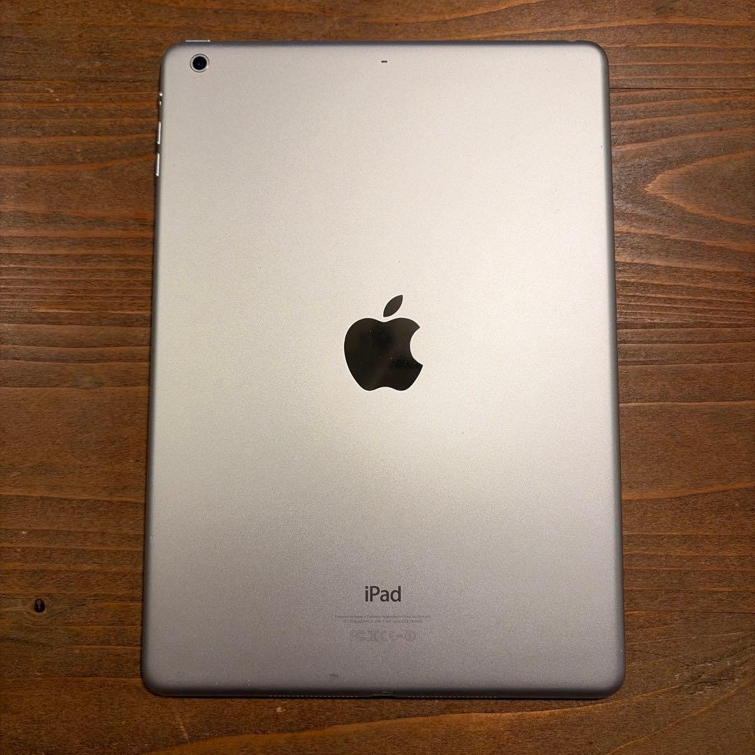 Apple iPad Air 第1世代 32GB シルバー 本体！ - メルカリ