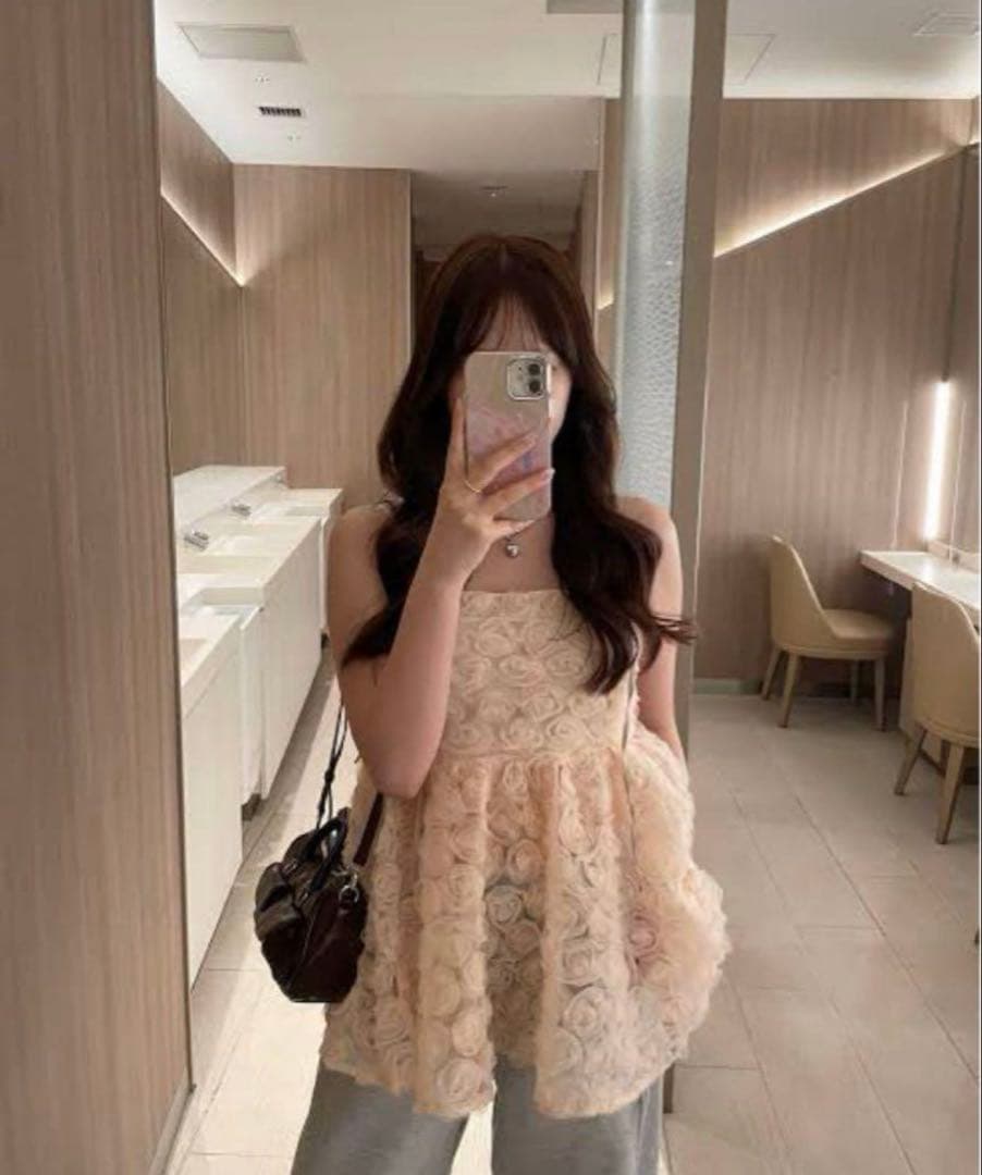 danbo♡様専用 新品未使用品 Chicoローズチュールペプラムブラウス