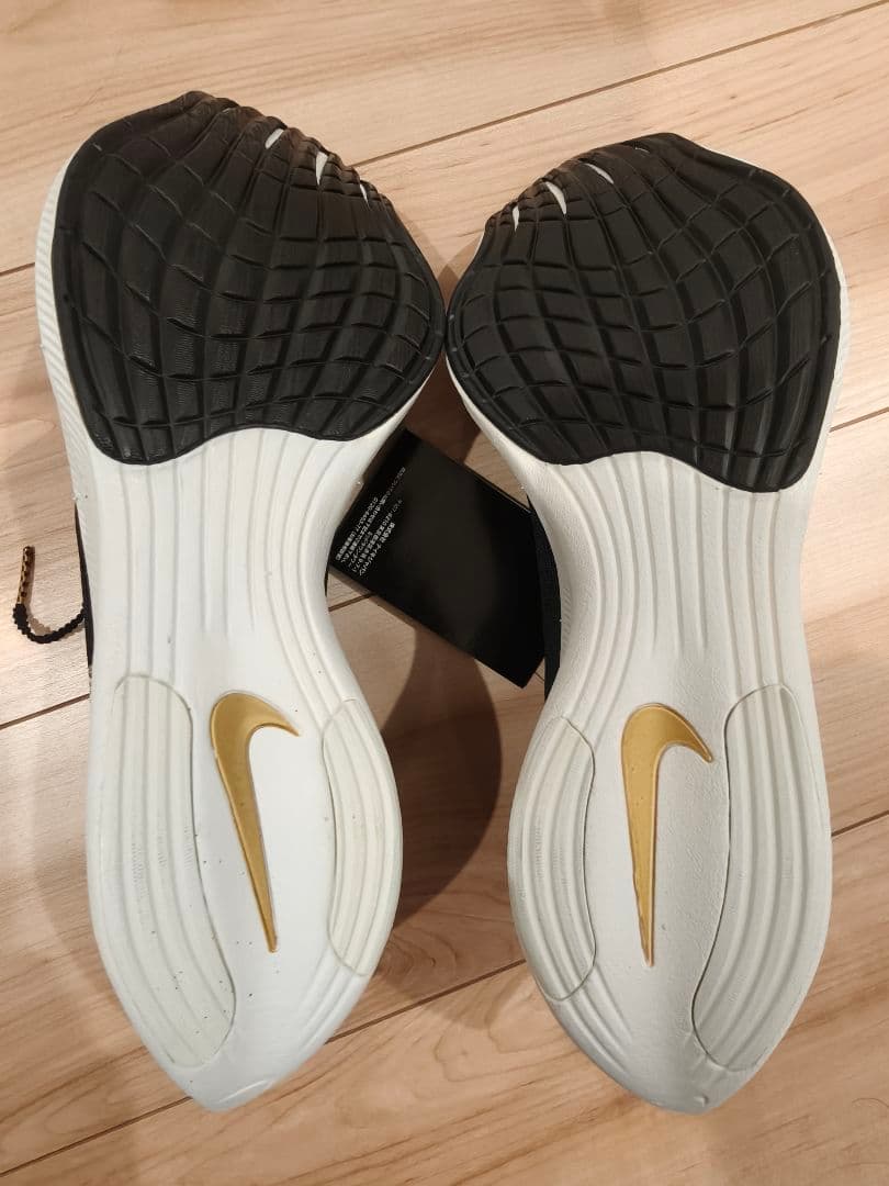 【新品未使用箱無し】ナイキヴェイパーフライNEXT%2 26.5cm