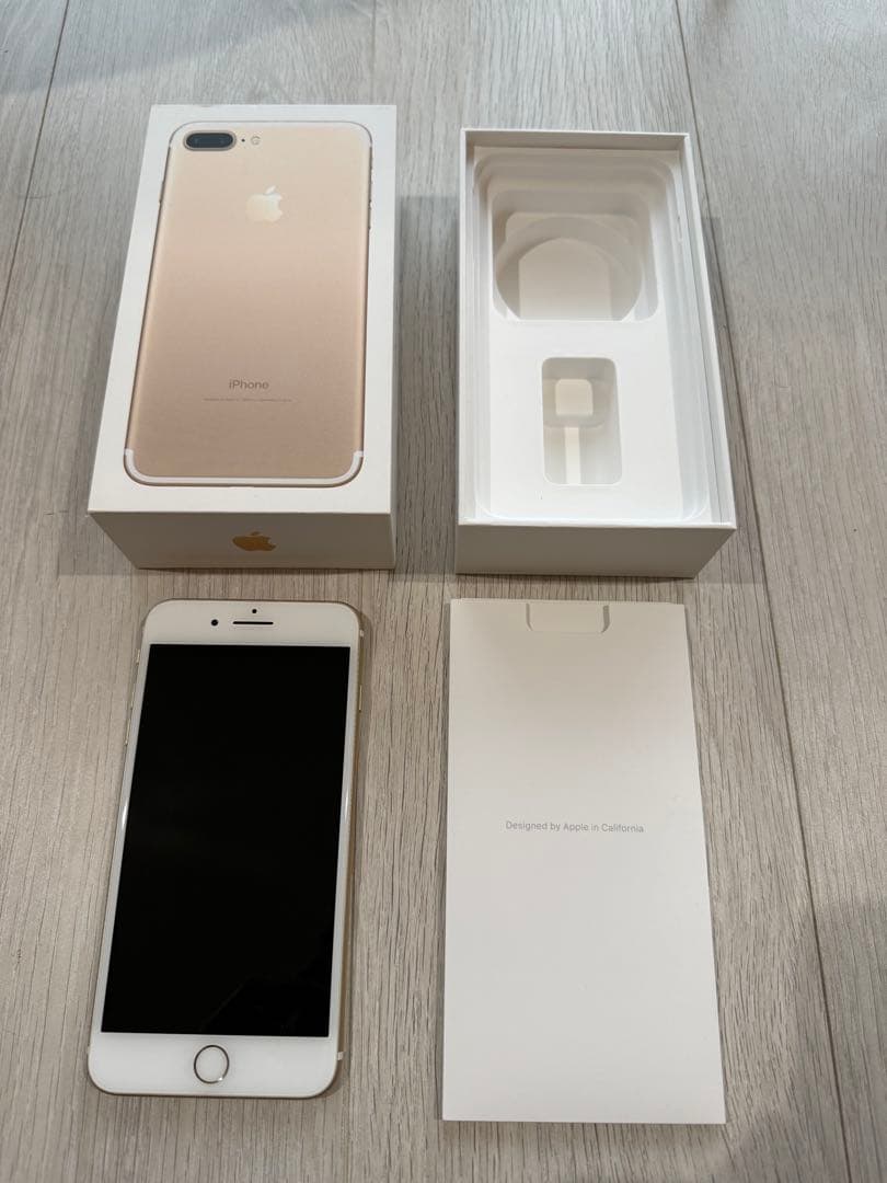 iPhone 7 Plusゴールド128GB 箱付付属品なし docomoロック - メルカリ