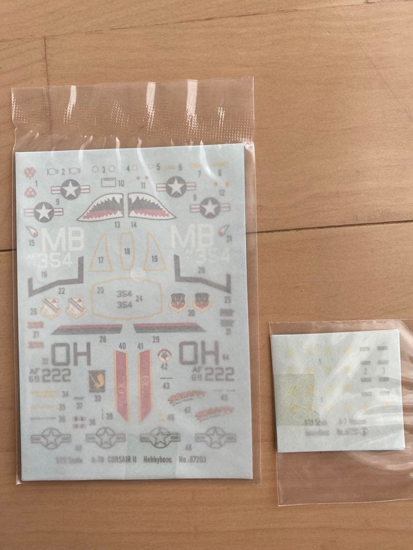 A-7コルセアII組み立てキット満足5機セット限定1名 - メルカリ