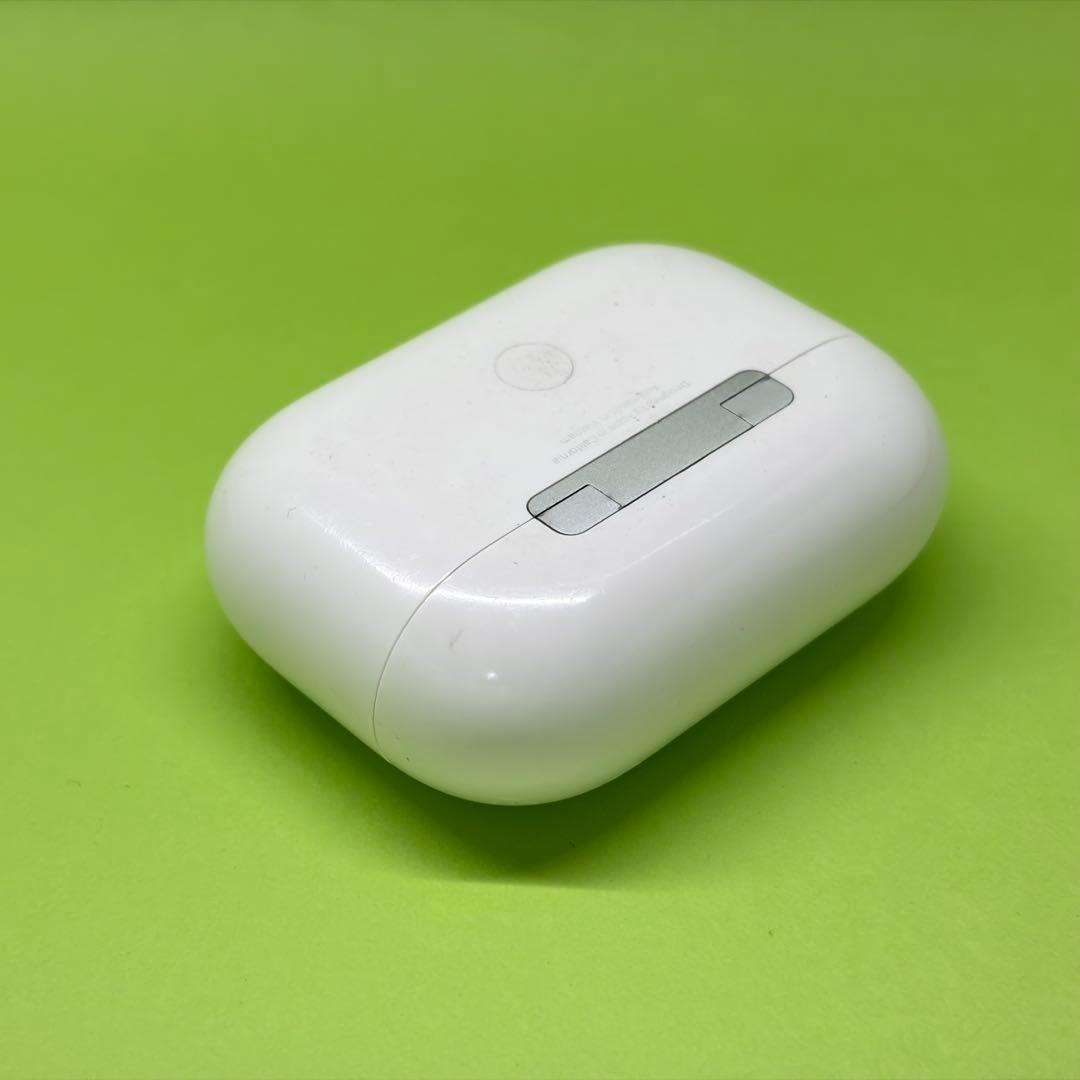 純正 AirPods Pro 第2世代 Lightning 充電ケース 172 - メルカリ
