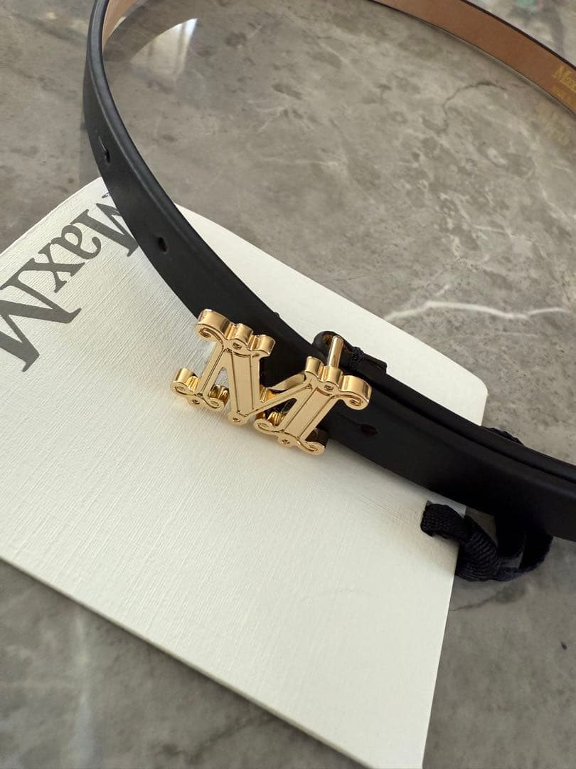 専用！新品未使用！Maxmara ロゴベルト Max Mara - 新品未使用！Maxmara ロゴベルトの通販 by しまりすs shop